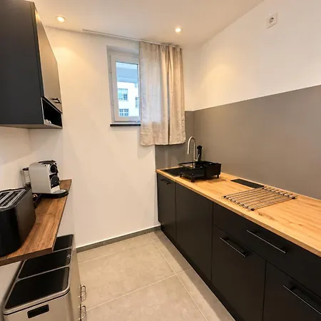 Encasa City-suite - Zentral Nahe Hbf - Stilvoll Stuttgart